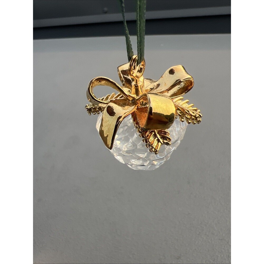 Swarovski Crystal Pine Cone Ornament Christmas Memories IOB
